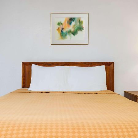 Days Inn By Wyndham Mt. Sterling Mount Sterling Esterno foto
