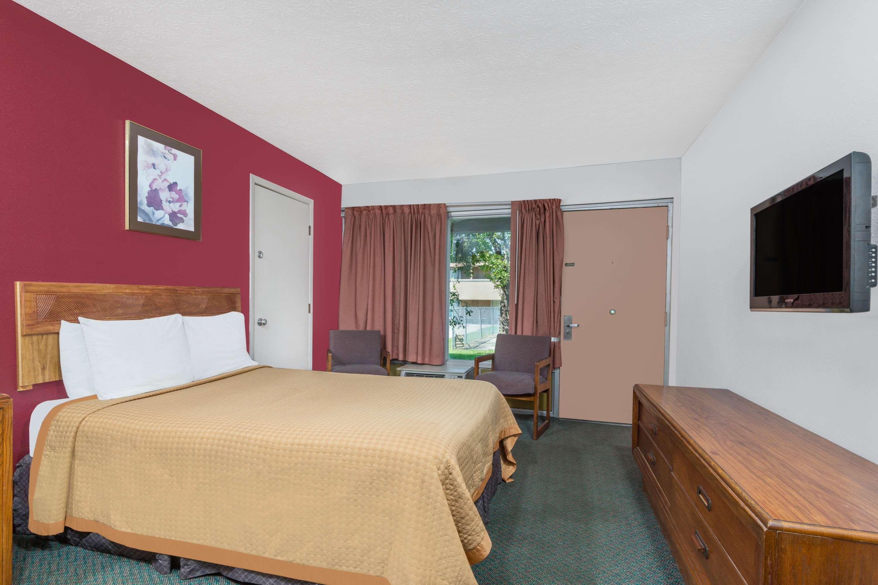 Days Inn By Wyndham Mt. Sterling Mount Sterling Esterno foto