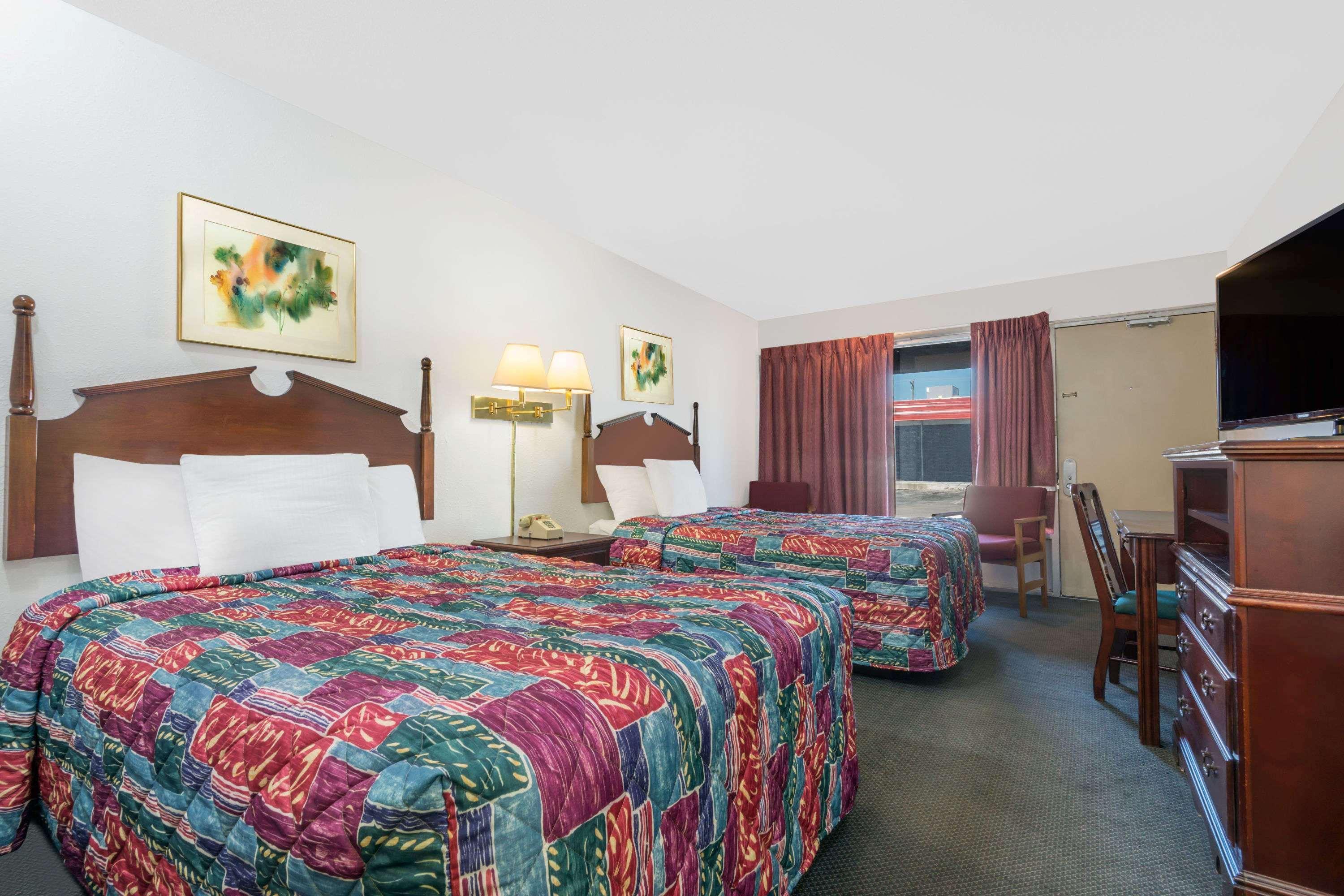 Days Inn By Wyndham Mt. Sterling Mount Sterling Esterno foto